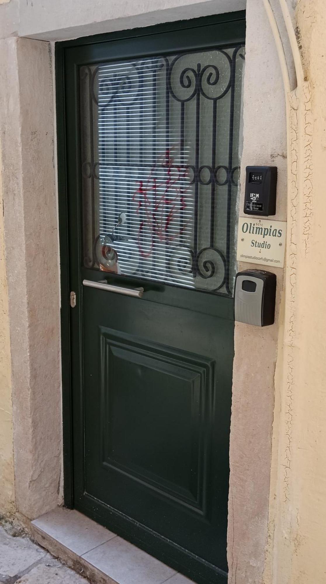 Olimpias Studio Corfu  ภายนอก รูปภาพ